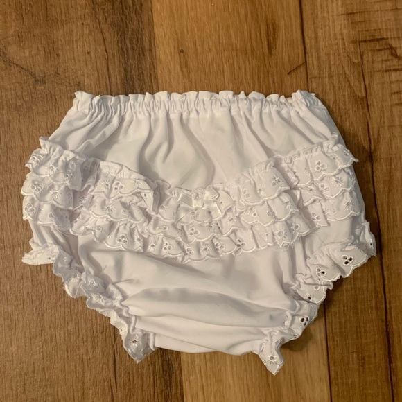 Baby Girls Ruffle Bottom Bloomers - Picture 1 of 3